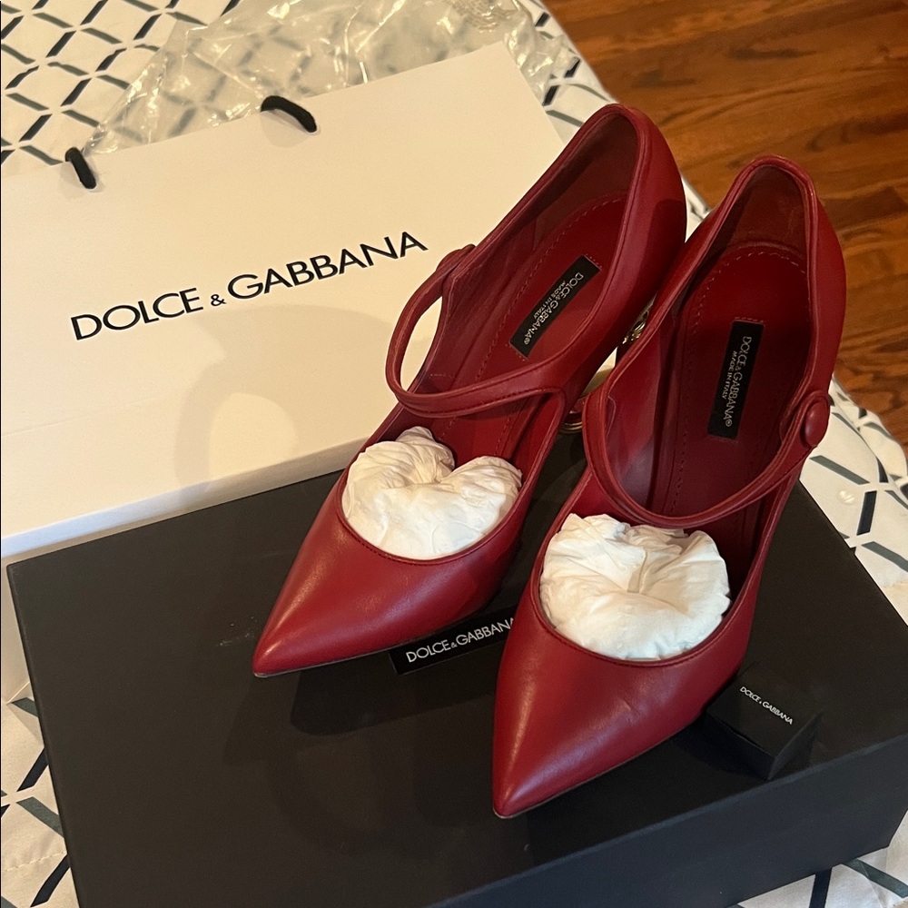 Dolce & Gabbana Red Heeled Pumps